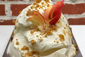 Apple Strudel Gelato