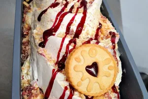 Jammy Dodger using torta paradiso and raspberry ripple